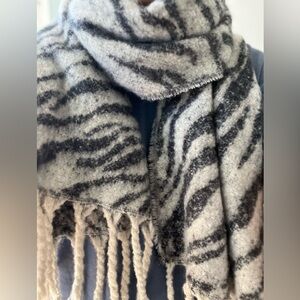 Anthropologie NWT Black and White Fringe Scarf